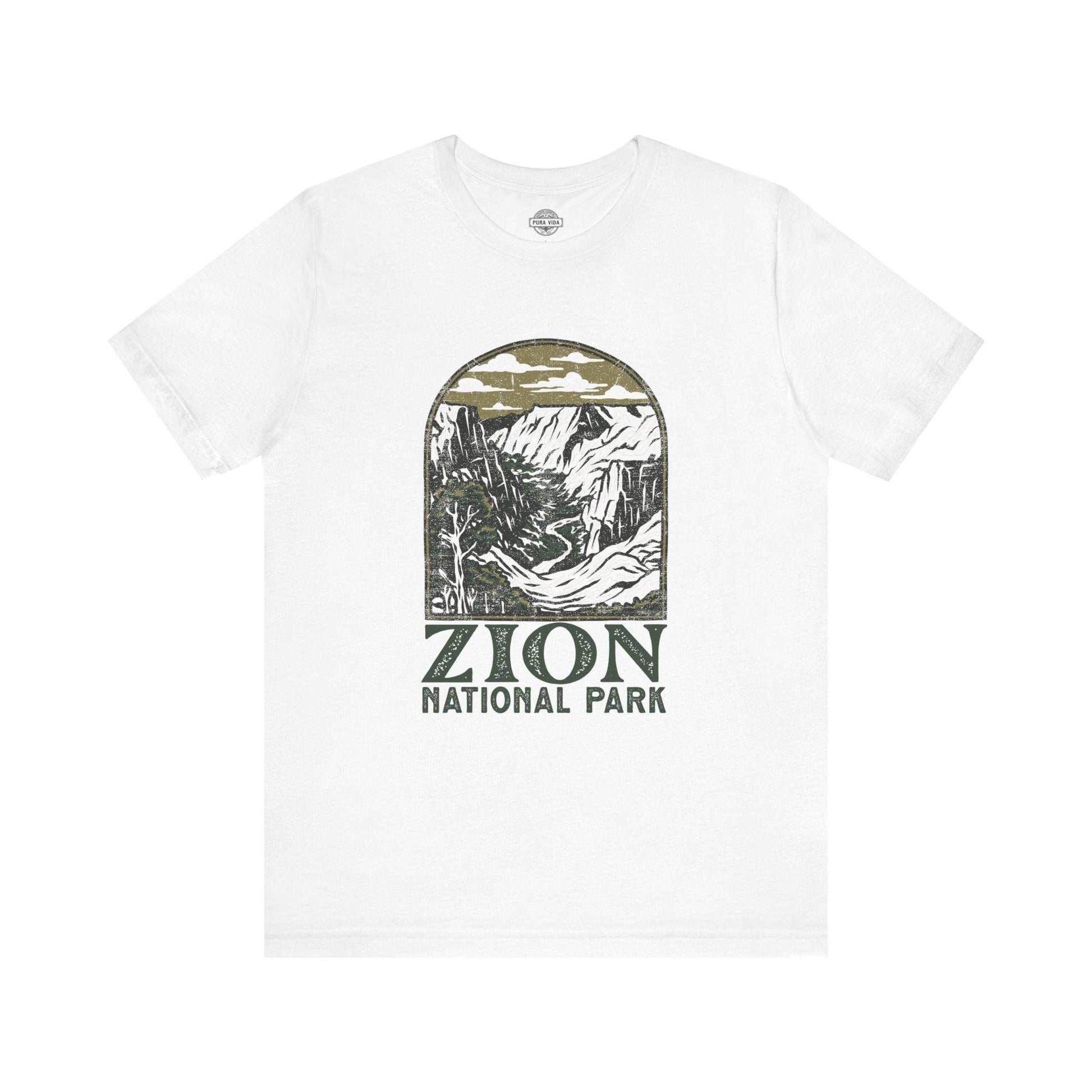 Vintage Zion National Park - T-Shirt - The Pura Vida Co.